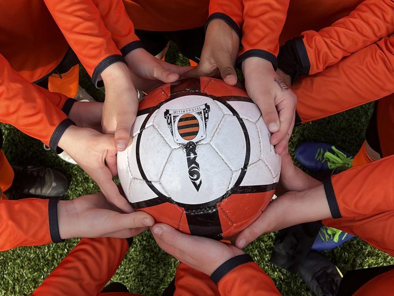 Voetballen bij Wittenhorst voor álle kinderen dankzij Stichting Leergeld