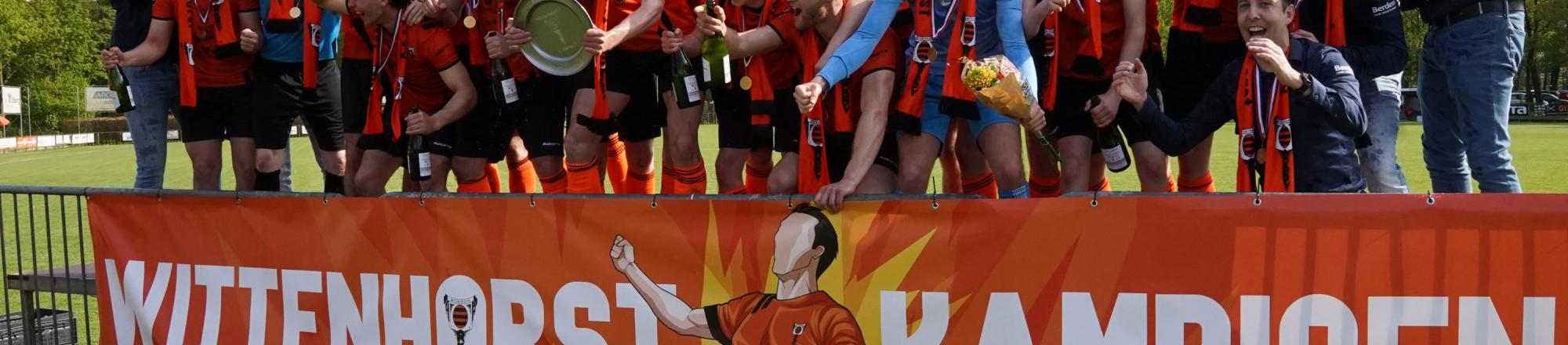 Vreugde en huldiging kampioenswedstrijd Wittenhorst 1