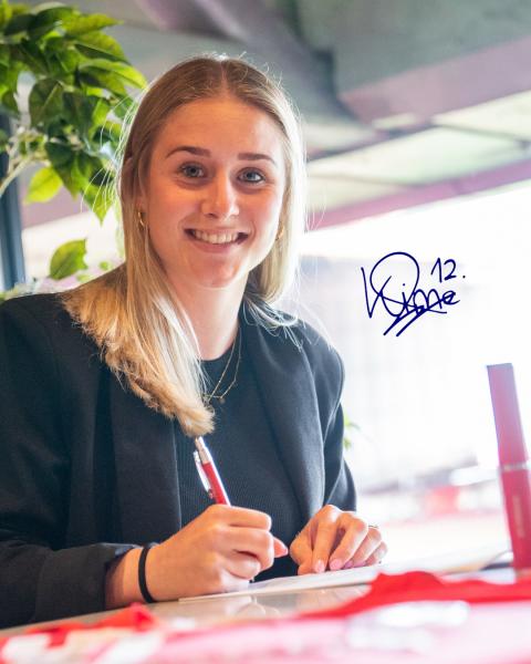 Kim Everaerts verlengt contract bij FC Twente
