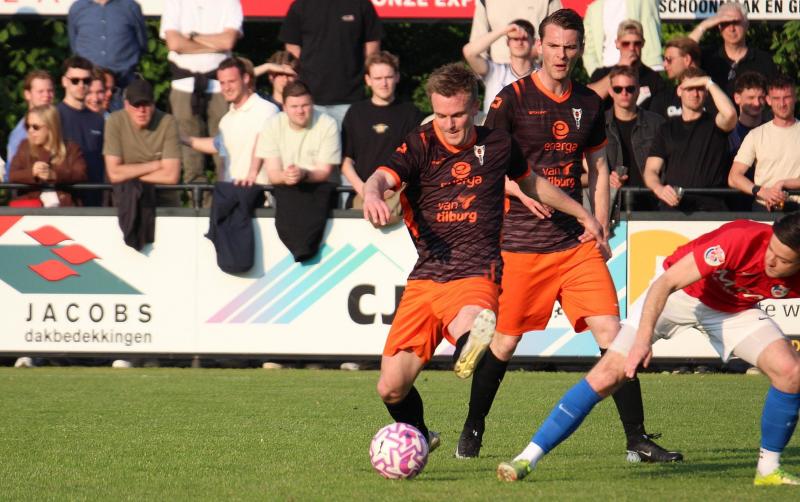 Zure derbynederlaag Wittenhorst 1