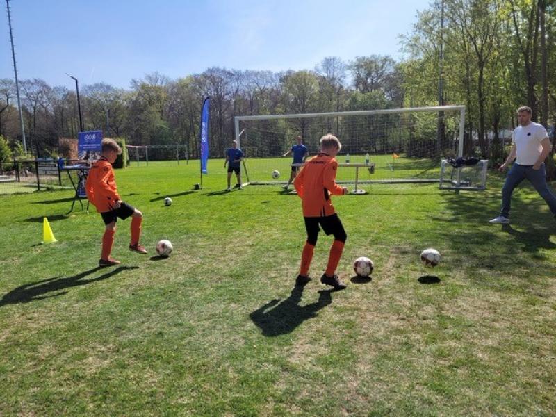 ACB-experience-april-2025-flessenvoetbal.jpg