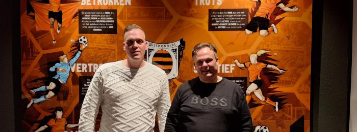 Voorstelrondje nieuwe trainersstaf JO19-1