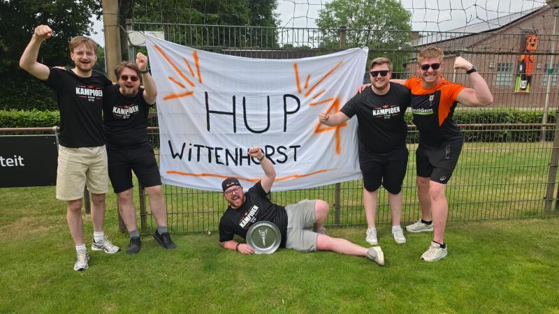 Kampioenschap Wittenhorst 4 vriendenteam staf kader.jpeg