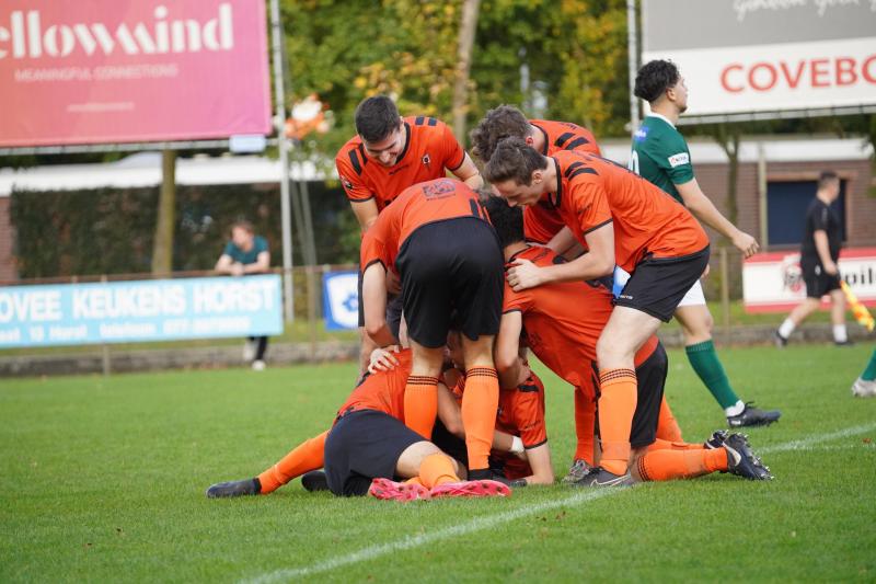 Feestelijke afsluiting in kantine