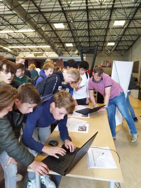 Burgerschapsmarkt Dendron College groot succes