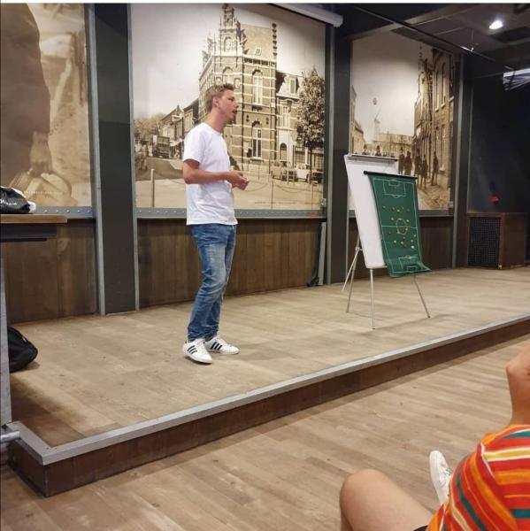 Davy Beerens interim trainer-coach O23-1