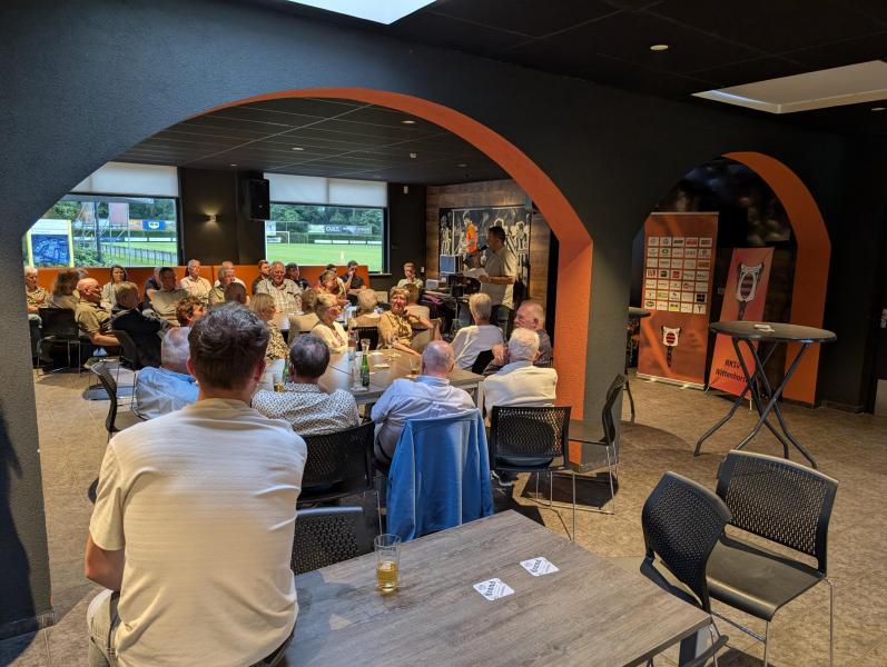 Vrijwilligersavond in eigen kantine: hartverwarmend samenzijn