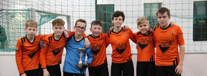 Wittenhorst JO13-1 (2 teams) succesvol op Indoortoernooi