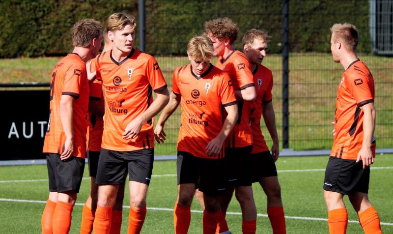 Wittenhorst walst over HVV Helmond heen