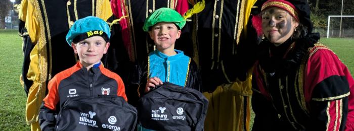 Feestelijk Pietenbezoek aan ons sportpark