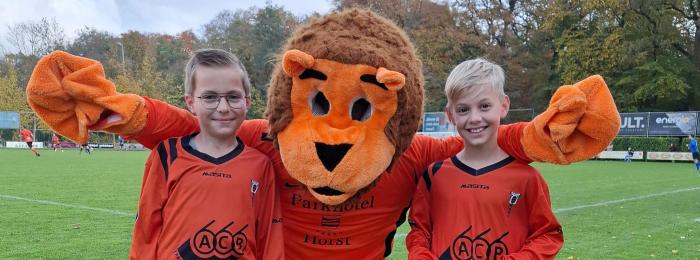 Moelbaerke als wedstrijdmascotte weer actief