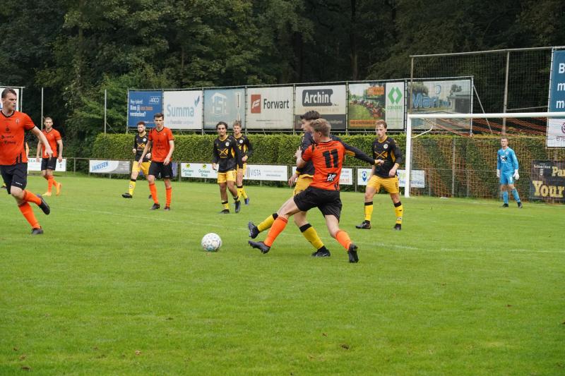 Wittenhorst verliest thuis van Achilles Veen