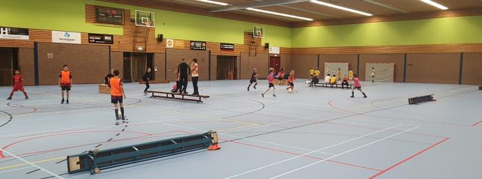 Berkeldag: Knallende ballen tegen de banken