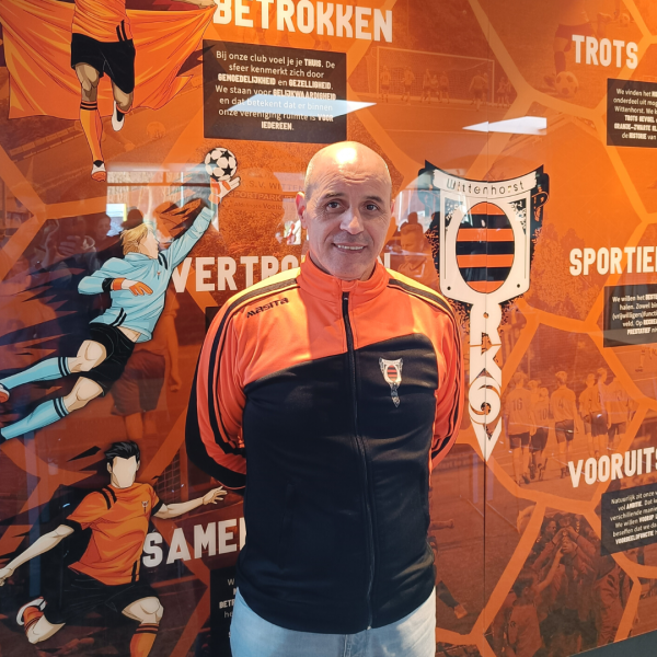 Vrijwillige(r) Vraag(t) Rubriek: Abdel Ej Jaouani